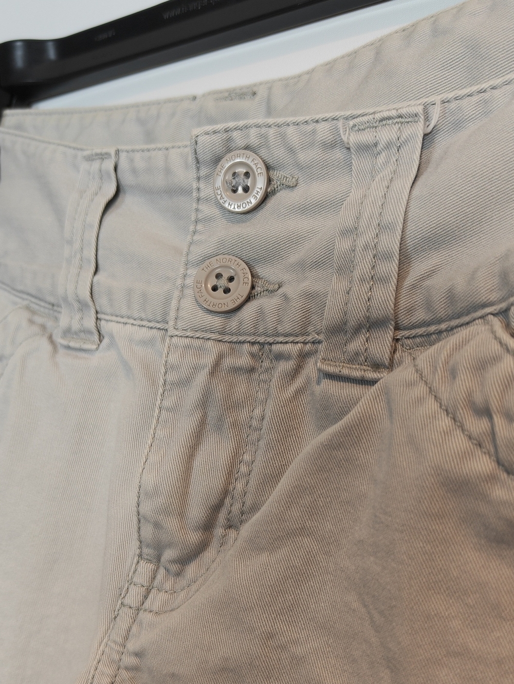 The North Face Shorts Cotton Beige Chino Khaki Hiker Outdoors Size 8 - Picture 6 of 16